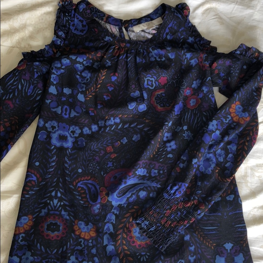 NWOT loft cold shoulder long sleeve blouse